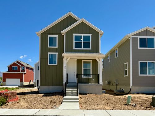 131-1557 S 920 W, Clearfield, UT, 84015-7082 | Card Image