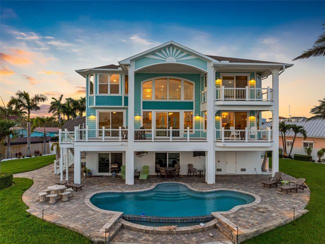 11000 8 Th St E, House other with 4 bedrooms, 5 bathrooms and null parking in Treasure Island FL | Image 59
