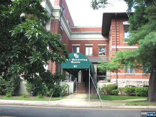 27 Clinton Ave, Tenafly, NJ, 07670-2051 | Card Image