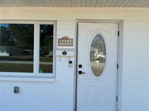 9024 2nd St N, SAINT PETERSBURG, FL, 33702-3238 | Card Image