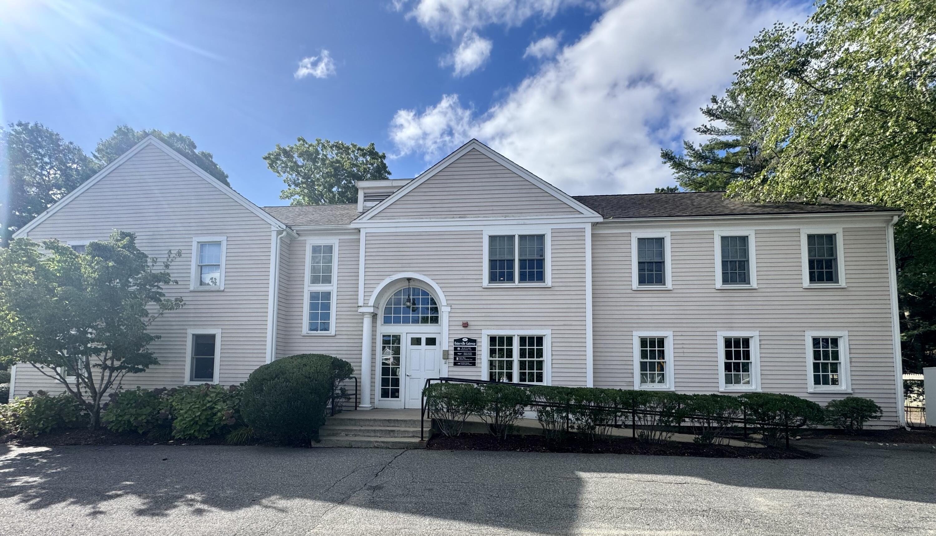 2957 Falmouth Rd, Osterville, MA
