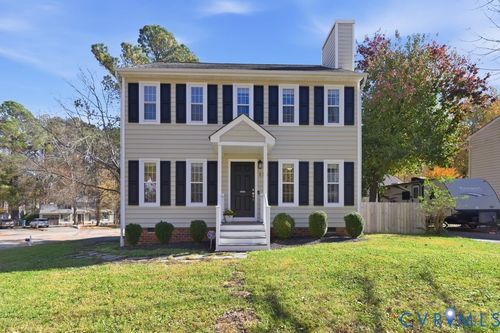 8905 Wadsworth Way, North Chesterfield, VA, 23236 | Card Image