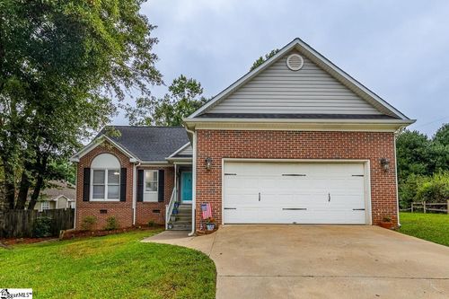 16 Fawndale Ln, Fountain Inn, SC, 29644-8404 | Card Image
