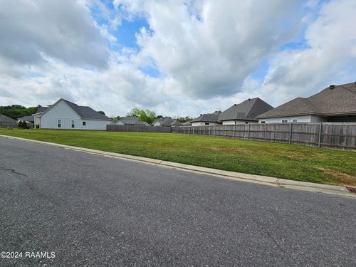 105 Decoy Dr, Lafayette, LA, 70506-8126 | Card Image