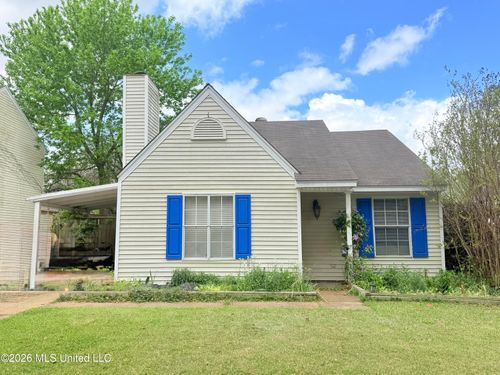 970 White Cir, Grenada, MS, 38901-5056 | Card Image