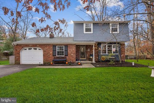 238 Park Ave, MARLTON, NJ, 08053-7123 | Card Image