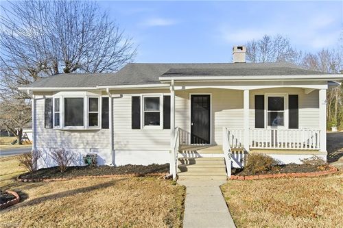 403 Whitesell St, Gibsonville, NC, 27249-2544 | Card Image