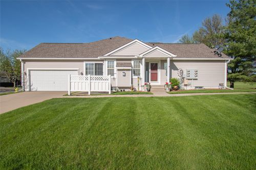 8621 Bromley Pl, Johnston, IA, 50131-2910 | Card Image