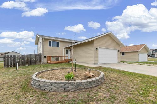 740 Bear Tooth Ct, Box Elder, SD, 57719-8202 | Card Image