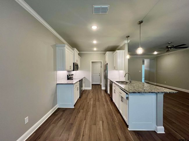 APT-801 - 101 Maji, Townhouse with 3 bedrooms, 2 bathrooms and null parking in Whitehouse TX | Image 7