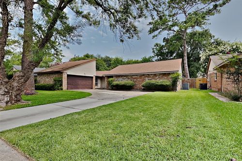 12706 Pantano Dr, Houston, TX, 77065-2229 | Card Image