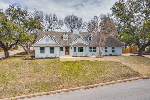 3851 Pelham Rd, Fort Worth, TX, 76116-7349 | Card Image