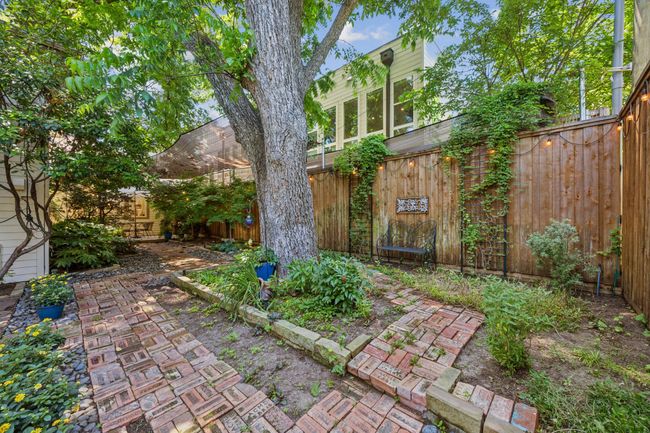 6329 Richmond Ave, House other with 4 bedrooms, 3 bathrooms and null parking in Dallas TX | Image 37