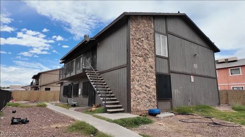 1871 Fulstone Way, Las Vegas, NV, 89115-6667 | Card Image