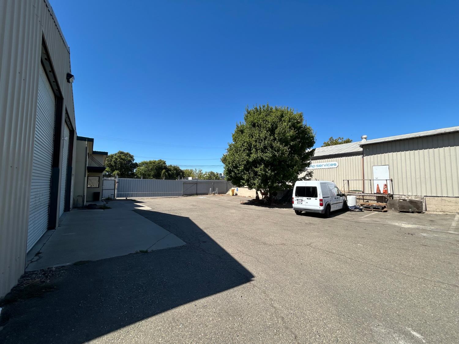 Commercial Lease in Sacramento 4