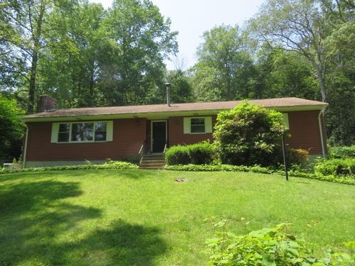 646 Totoket Road, North Branford, CT, 06472 | Card Image