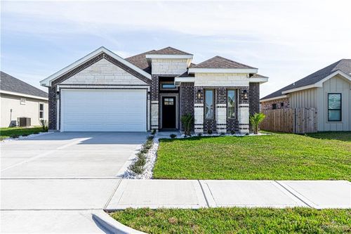 8801 Swan Lake Dr, Harlingen, TX, 78552-2995 | Card Image