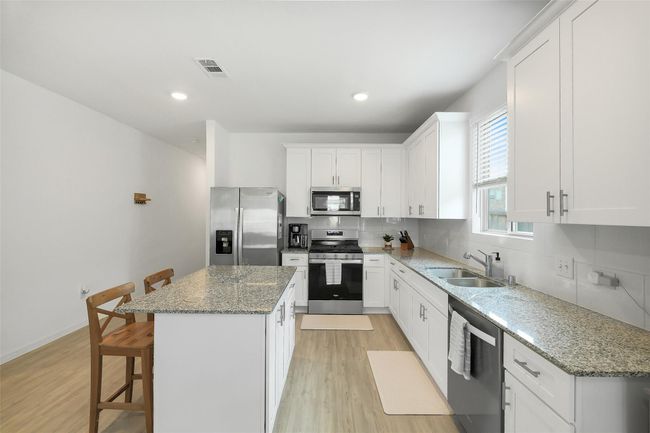 16910 Elm Grove Rd, House other with 4 bedrooms, 2 bathrooms and 2 parking in Conroe TX | Image 5