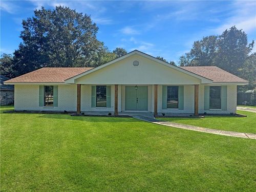 301 Steele Rd, Slidell, LA, 70461-5110 | Card Image