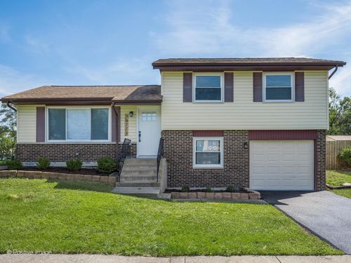 18711 Oakwood Ave, Country Club Hills, IL, 60478-5664 | Card Image