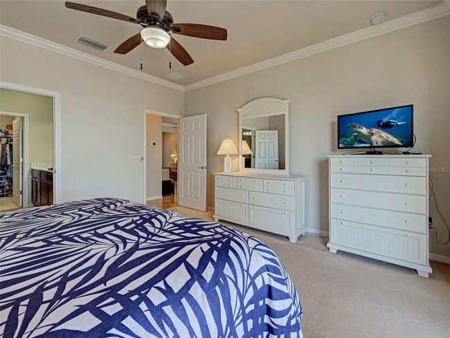 Crown molding in primary room | Image 29
