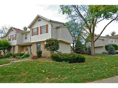 24-525 Foxtrail Cir E, Westerville, OH, 43081-2852 | Card Image