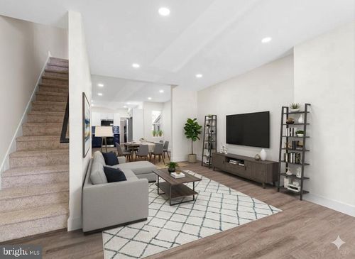 3921 Pennsgrove St, PHILADELPHIA, PA, 19104-1111 | Card Image