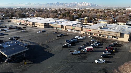 700 N Redwood Rd, Salt Lake City, UT, 84116-1911 | Card Image