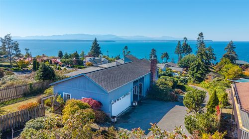 1831 Fircrest Ave, Coupeville, WA, 98239-9646 | Card Image