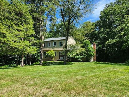 29 Brook Pine Dr, Shelton, CT, 06484-5912 | Card Image