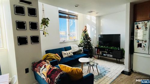 308-310 Passaic, Harrison, NJ, 07029 | Card Image