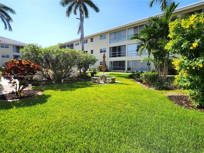 APT-149 - 1951 Ne 39 Th St, Condo with 2 bedrooms, 2 bathrooms and null parking in Lighthouse Point FL | Image 42