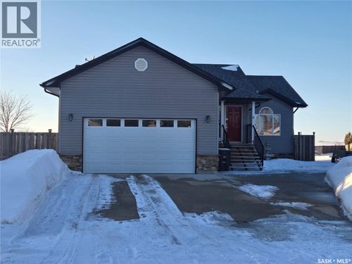 8 Main Bay, Muenster, SK, S0K2A0 | Card Image