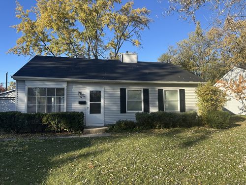 3420 Greenbriar Dr, Glenview, IL, 60025-4523 | Card Image