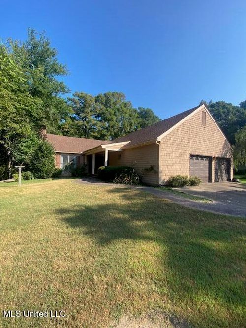 6 Cypress Ridge Rd, Clarksdale, MS, 38614-9119 | Card Image