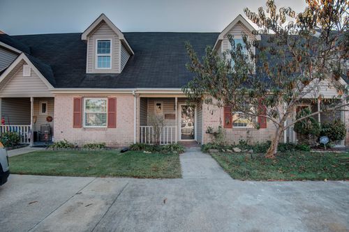 7528 Eric Dr, Chattanooga, TN, 37421-4102 | Card Image