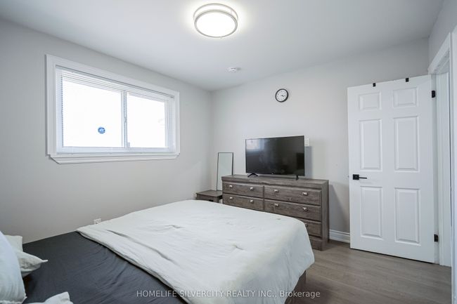 72 Brookland Dr, House other with 5 bedrooms, 4 bathrooms and 4 parking in Brampton ON | Image 22