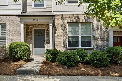 1611 Falcon Crest Way, Decatur, GA, 30032-3585 | Card Image