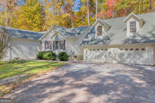 126 Stonewall Estates Dr, Tiger, GA, 30576-2708 | Card Image