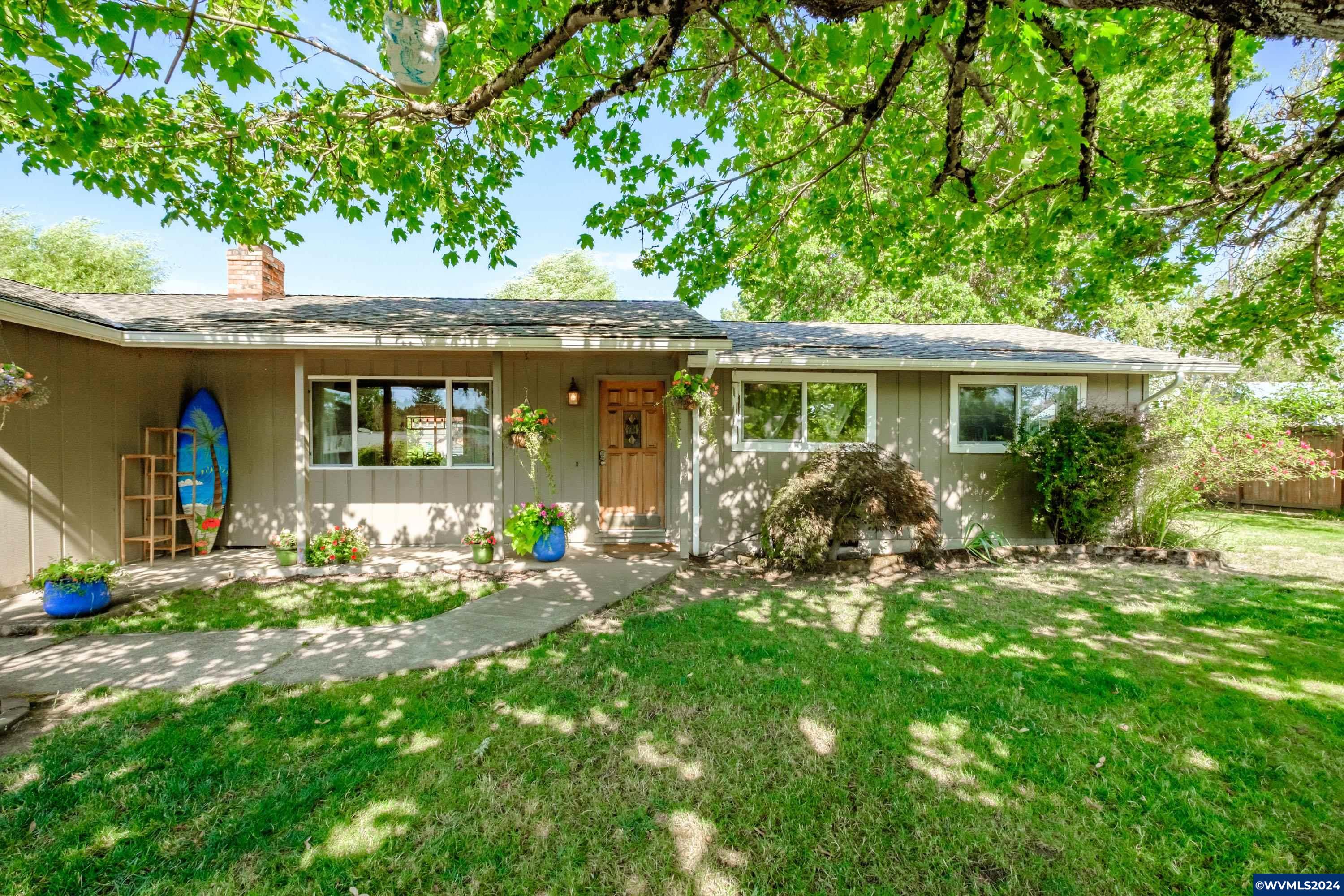 Ash St, Brownsville, OR 97327