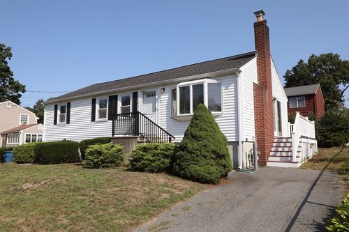 43 Pratt St, Tewksbury, MA, 01876-3324 | Card Image