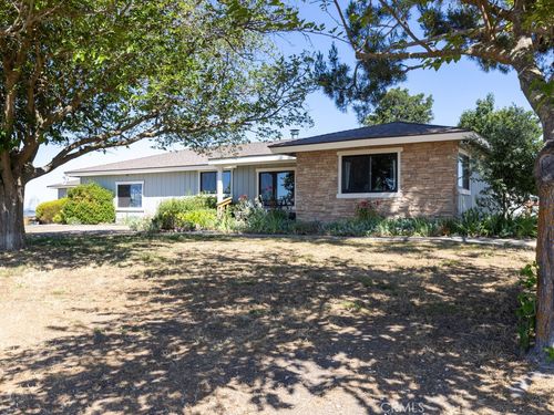 7491 Kingsbury Rd, Templeton, CA, 93465 | Card Image