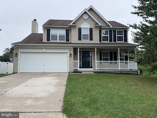 911 Glouster Cir, HAMPSTEAD, MD, 21074-1697 | Card Image