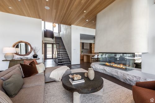 r-44-10216 N Orenda Cir, Park City, UT, 84060-5370 | Card Image