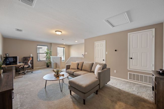 1012 Autumn Sage Way, House other with 4 bedrooms, 3 bathrooms and 4 parking in Pflugerville TX | Image 21