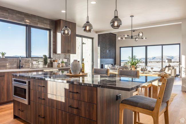 2 - 723 Lazy Way, House other with 5 bedrooms, 5 bathrooms and 3 parking in Francis UT | Image 7