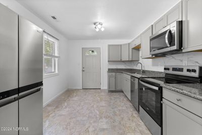 23-web-or-mls-arbutus-15 | Image 2