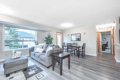 136 Mount Aberdeen Manor Se, Calgary, AB, T2Z3N8 | Card Image
