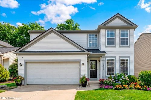 14825 Thornton Dr, North Royalton, OH, 44133-4329 | Card Image