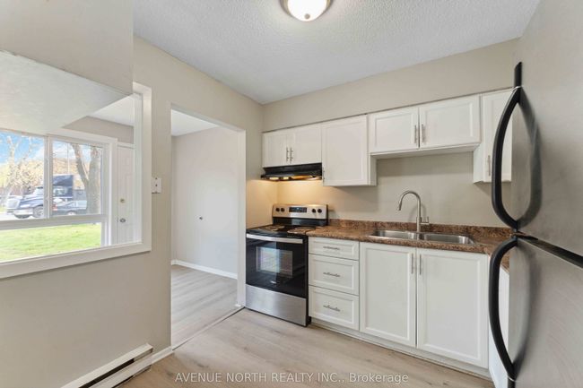 34J - 1958 Jasmine Cres, Condo with 4 bedrooms, 2 bathrooms and 1 parking in Gloucester ON | Image 6